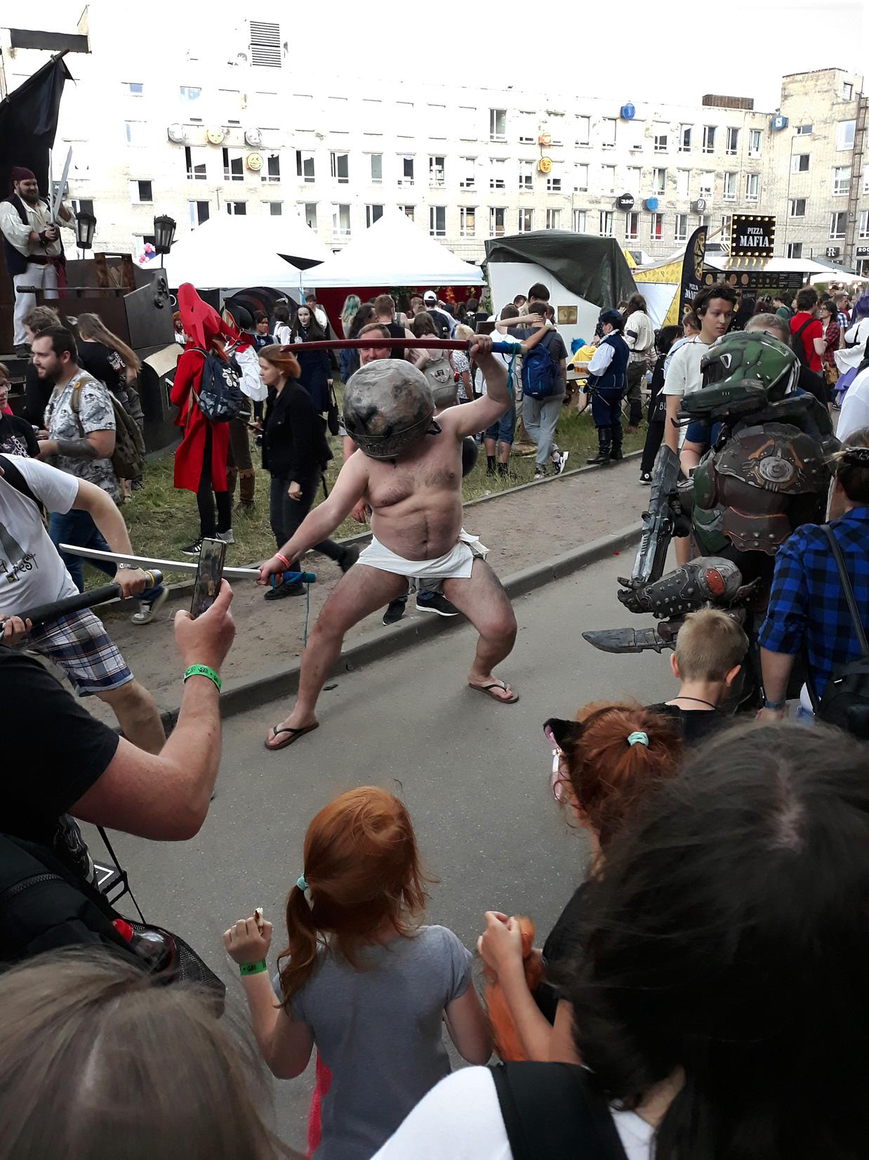 Как я по Epic Con 2022 ходил. Фотопост