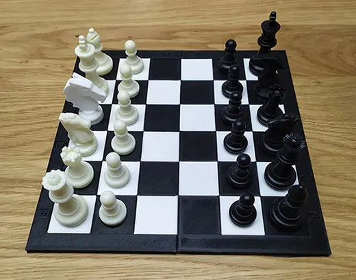 Critter Mate Chess - шахматы с фантастическими тварями.